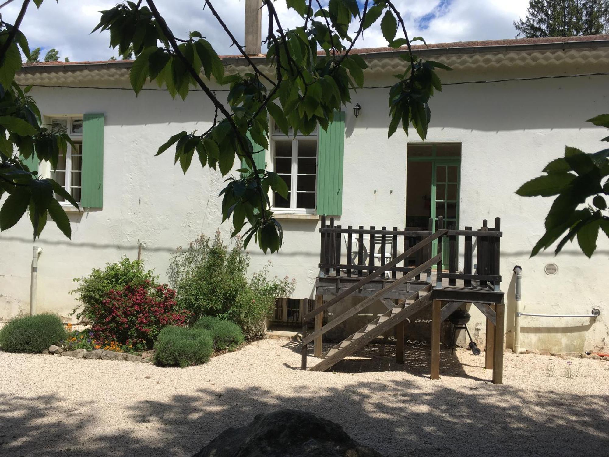 Chateau Du Fraissinet, 6 Gites Sleeping 2-8 Guests, Pool And River On Site La Tronche  Exteriér fotografie